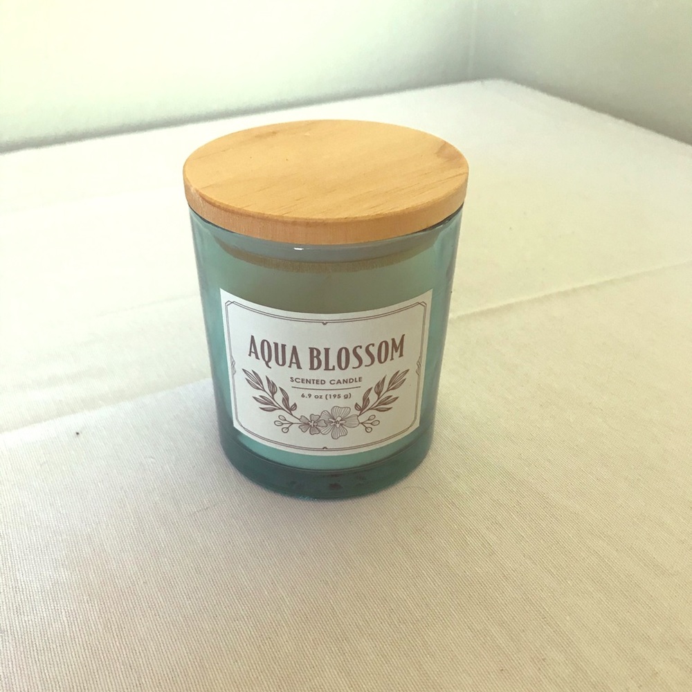 Scented candle